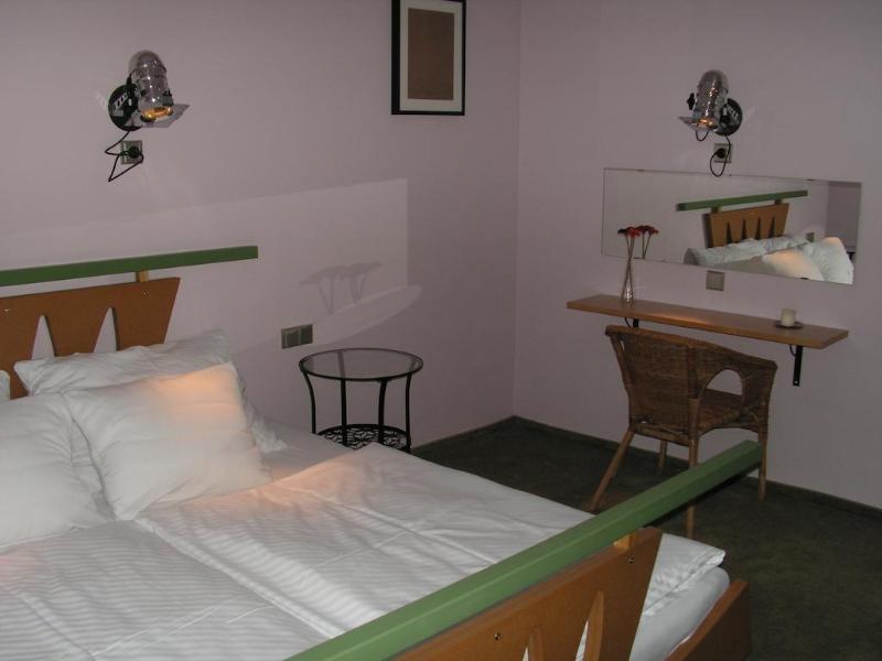 Hotel Anton Telcz Zewnętrze zdjęcie